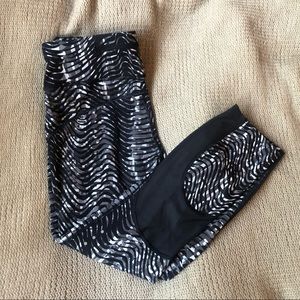 High waisted Nike dri-fit running leggings